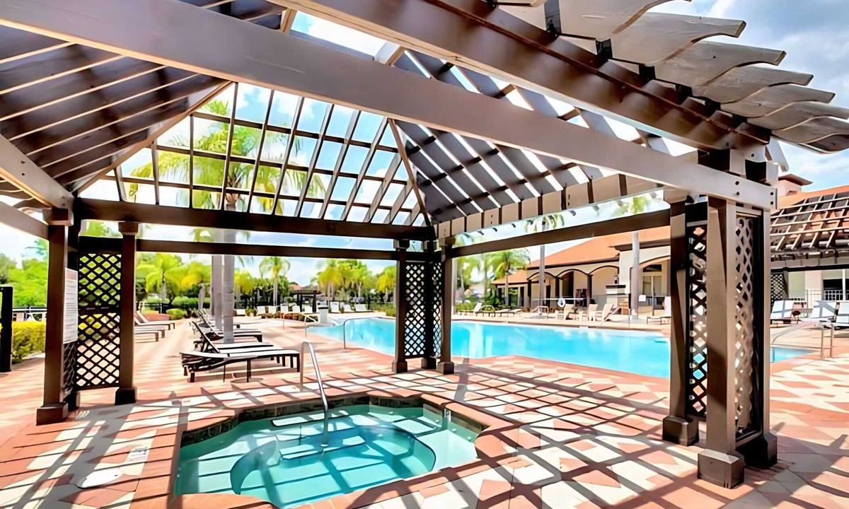 Bellavida Villa | Spacious 4BR Family Townhouseprivate Pool & BBQ