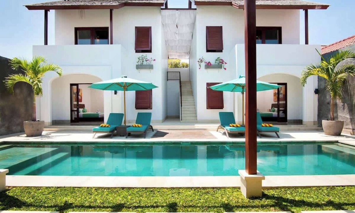 North Legian Villa | Spacious 4BR Garden Villa | Walk To Legian Beach