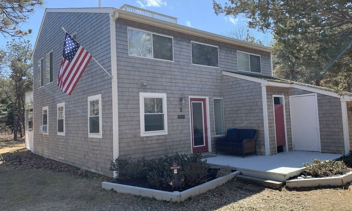 Katama House | Spacious 4BR+ Katama Home-Edgartown South Beach Area