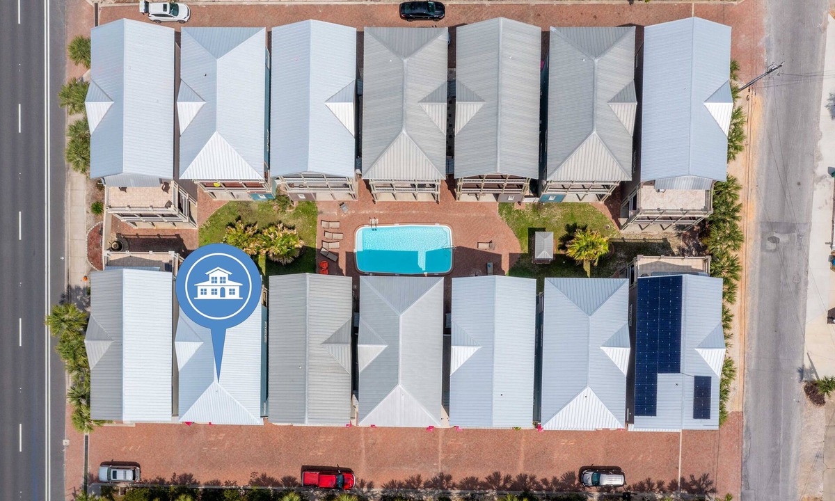 Crescent Beach House | Spacious 4BR, pool, 5min walk to beach