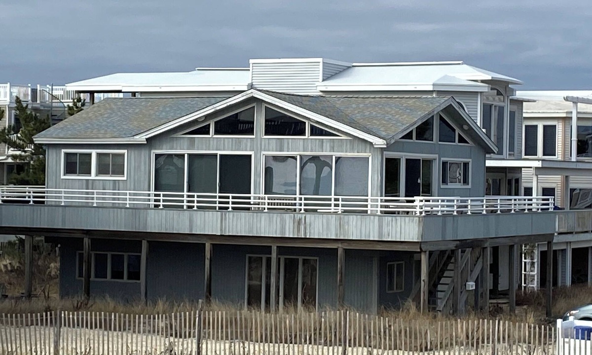 Harvey Cedars House | Spacious 5-bedroom house in amazing Harvey Cedars with AC