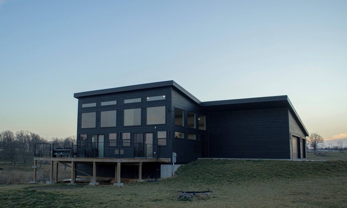 Ozark House | Spacious 5-bedroom house in beautiful Ozark