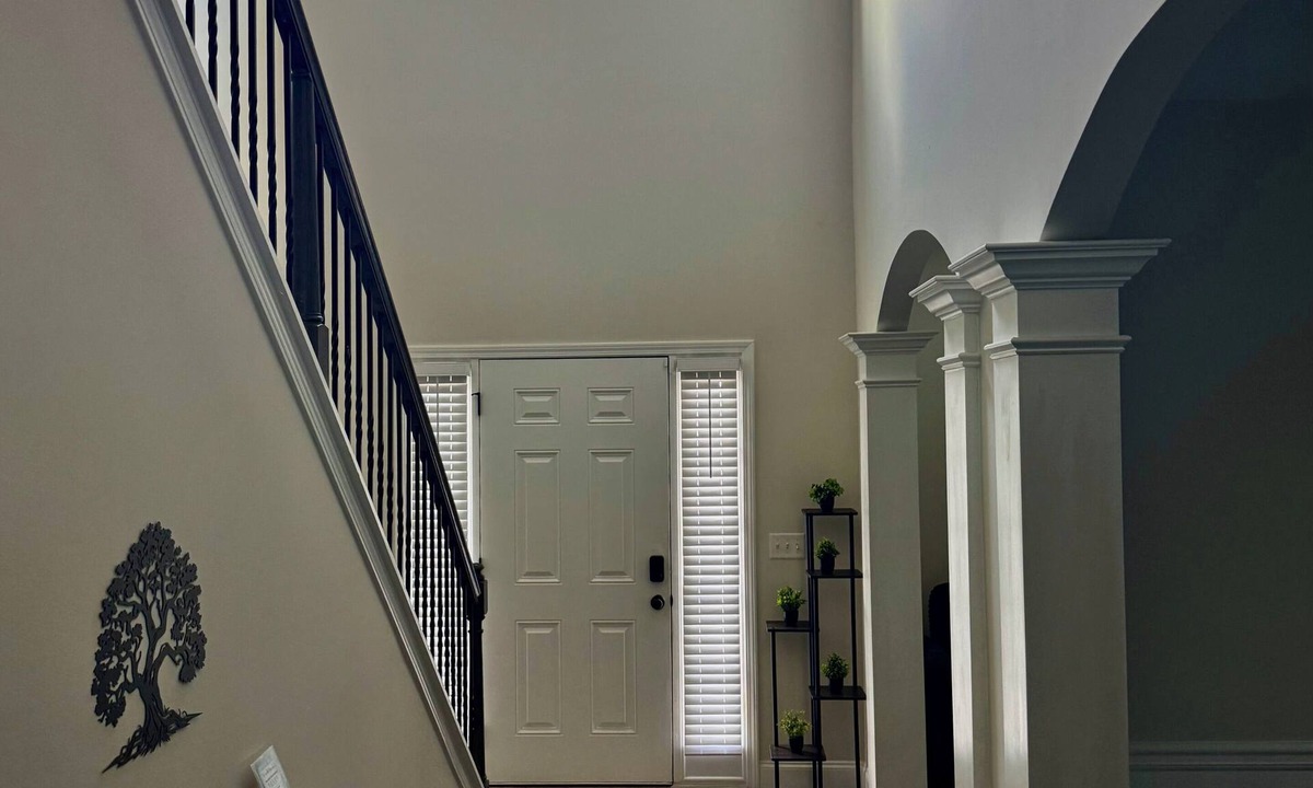 Columbus House | Spacious 5 bedroom