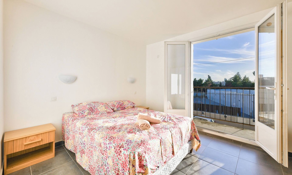 La Croix-Rouge House | Spacious 5BR house with 2 terraces - Marseille