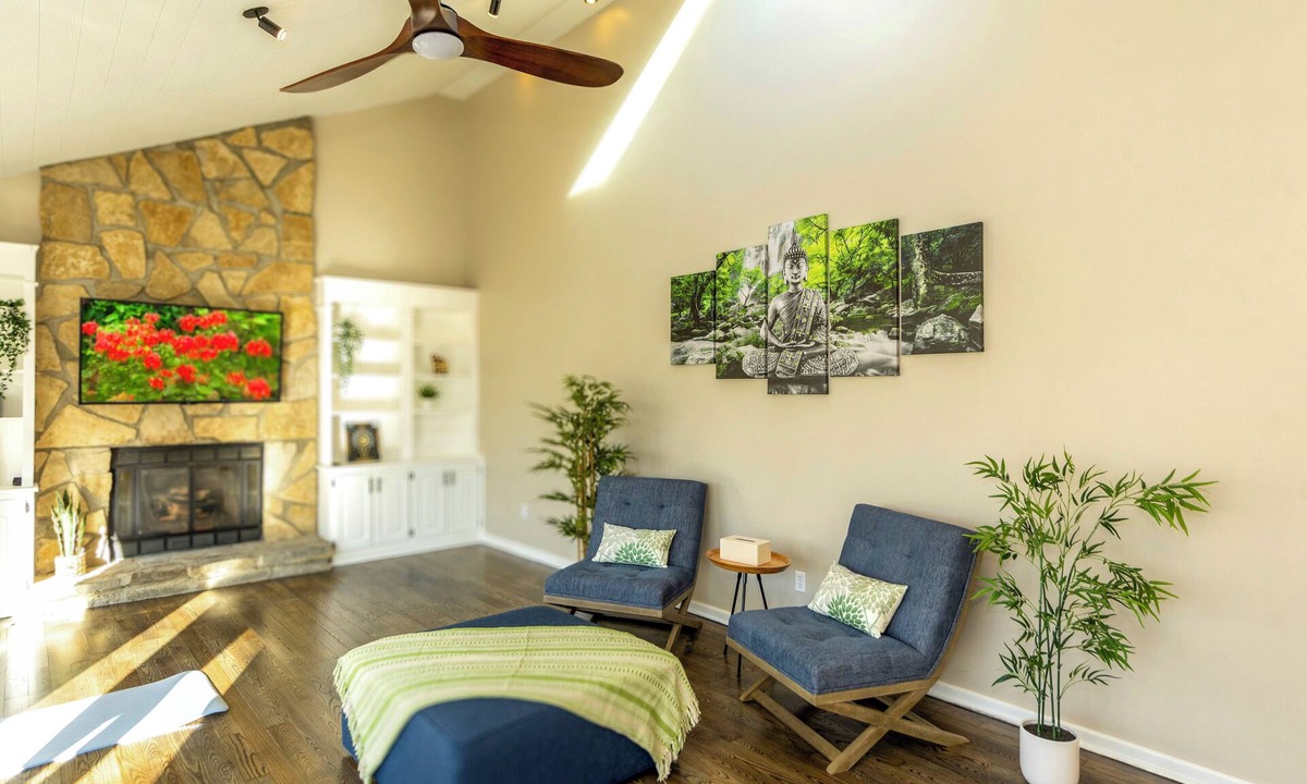 Westerville Villa | Spacious 6-bedroom villa – Unwind & Rejuvenate