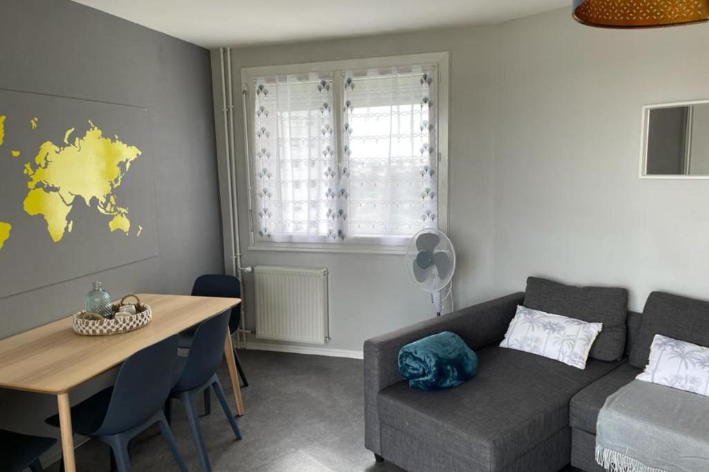 Saint-Jacques - Pirmil Apartment | Spacious 62 m aprtment with balcony