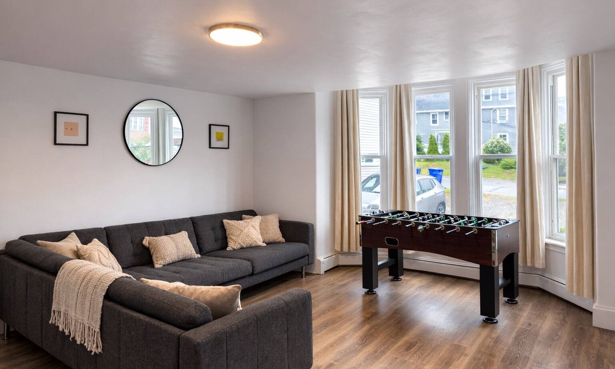 Danielson House | Spacious 8BR Home w/Foosball & Parking