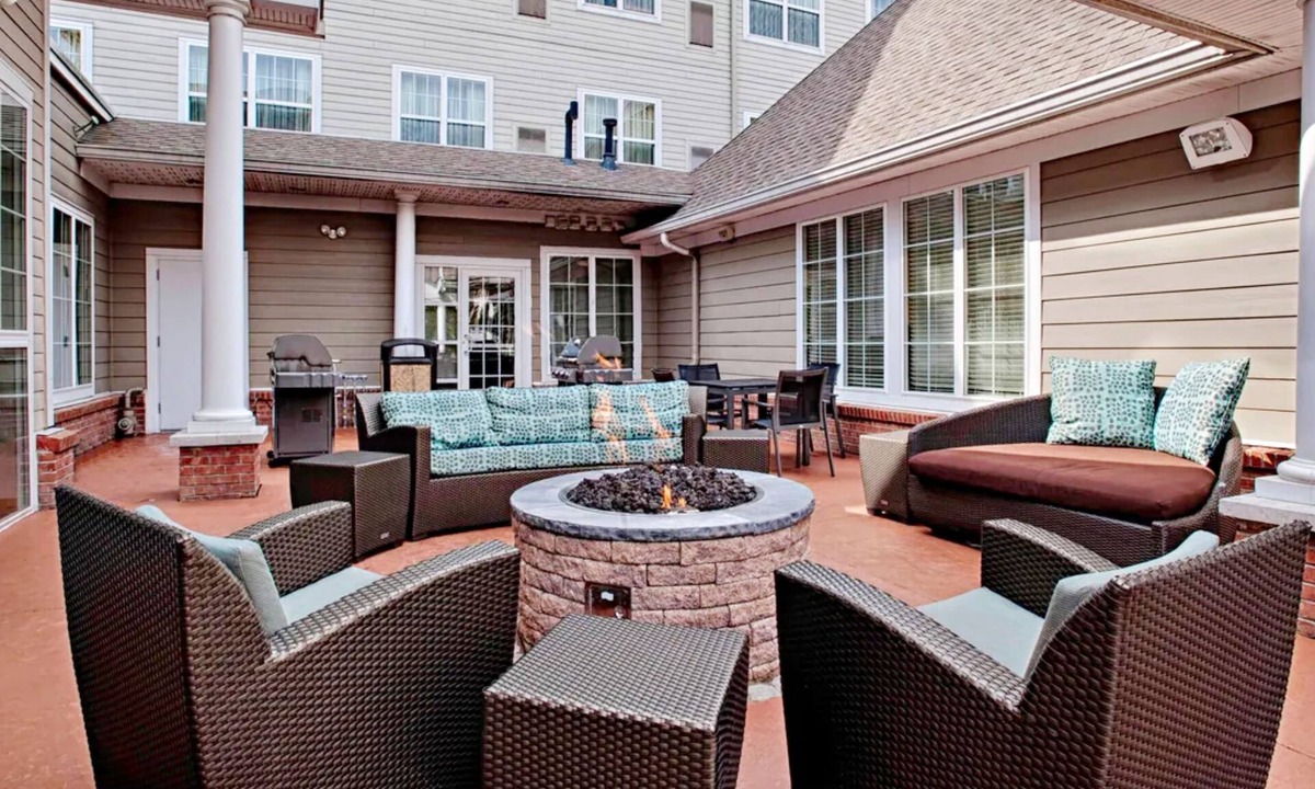 Egg Harbor Township Condo | Spacious and Modern Suite in Egg Harbor Township