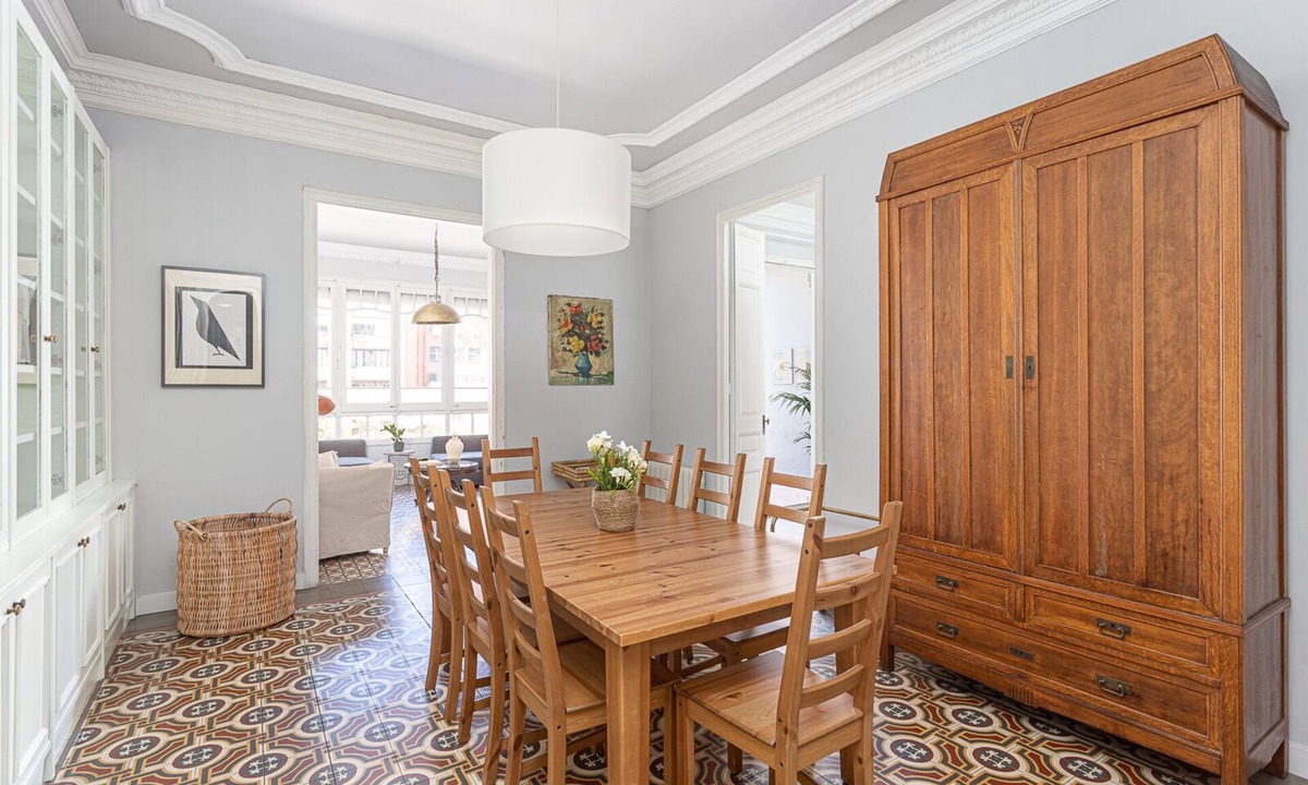 Dreta de l'Eixample Apartment | Spacious and bright apartment near the Sagrada Familia
