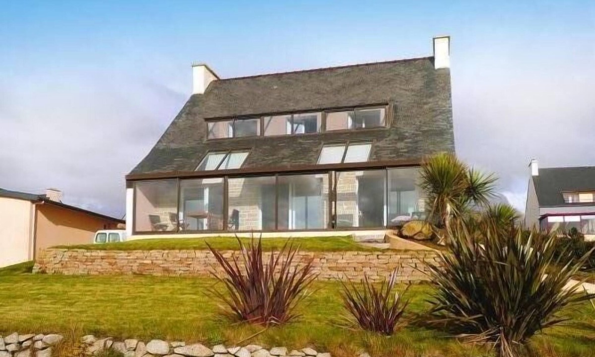 Plouarzel House | Spacious and bright holiday home. Panoramic sea view