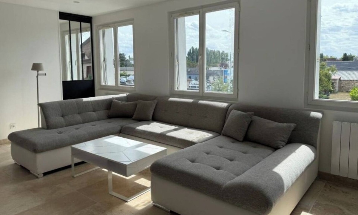 Evreux Apartment | Spacious and Bright New T3