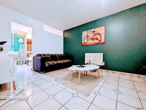 Pyramides Apartment | Spacious and comfortable apart with terrace in downtown