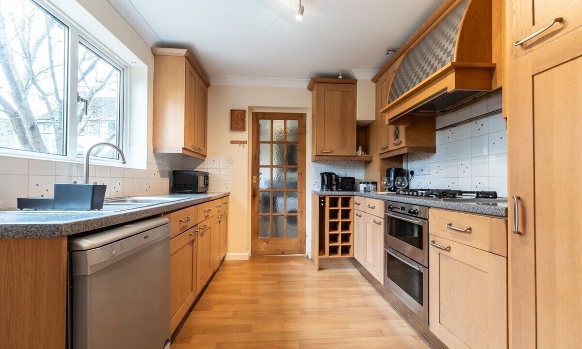 Chandler's Ford House | Spacious and Comfortable Home