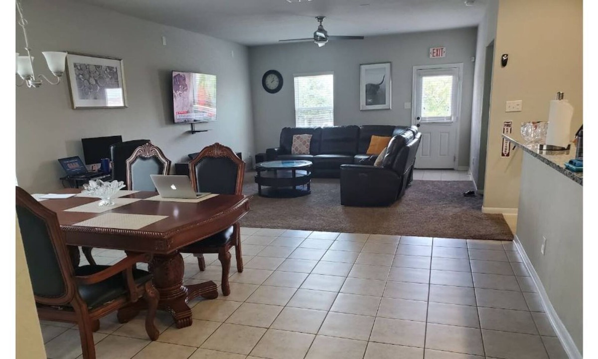San Antonio House | Spacious and elegant 4-Bedroom; Near Sea World.