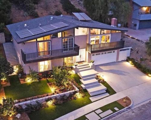 Thousand Oaks Villa | Spacious and Exclusive Oasis 6BR 3BA
