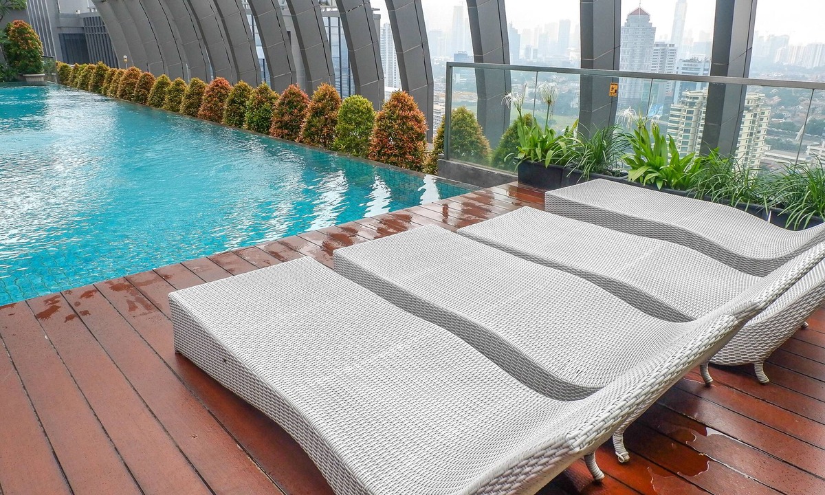 Pancoran Apartment | Spacious and Modern L'Avenue Apartment