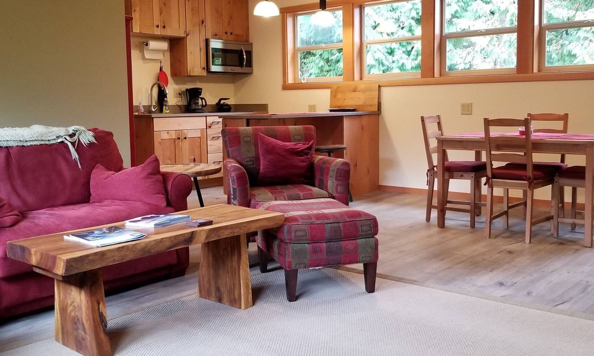 South Bellingham Apartment | Spacious and private in a beautiful setting