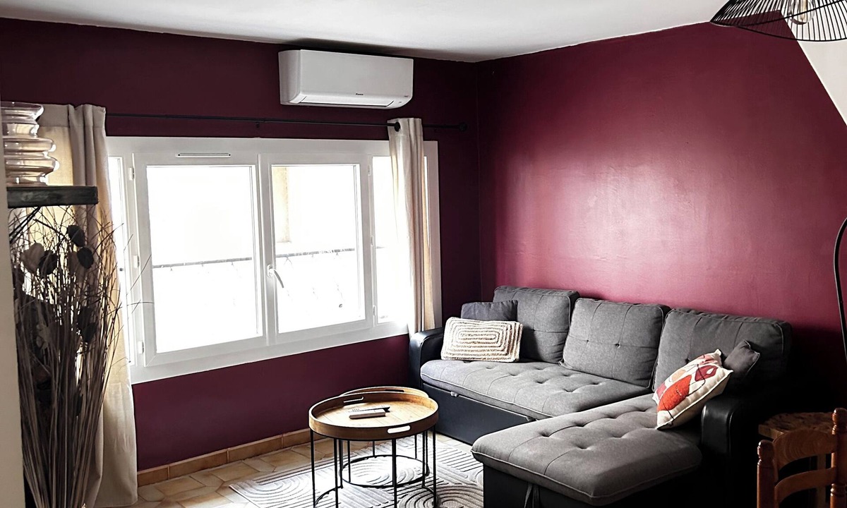 Roquemaure Apartment | Spacious and quiet first floor *clim