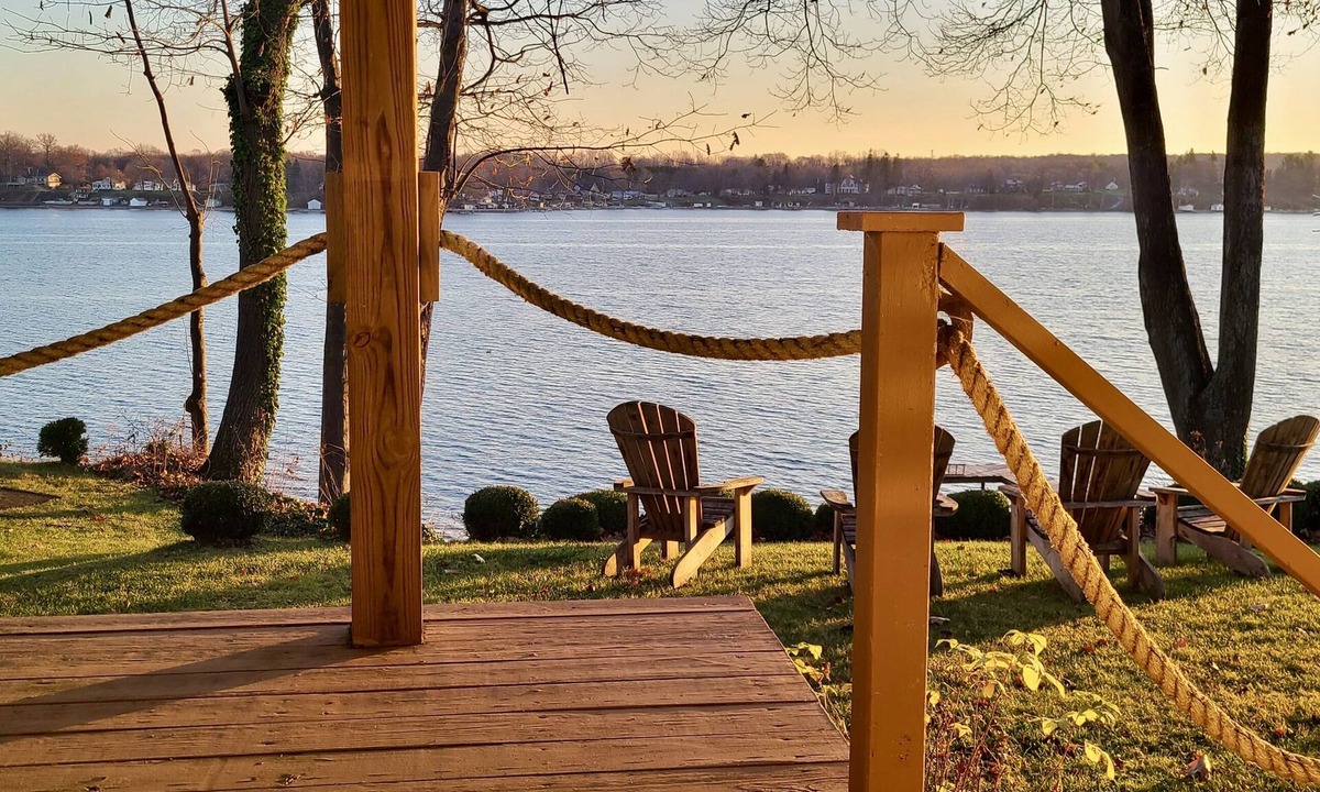 North Rose House | Spacious and Serene Lake Front Home Away From Home