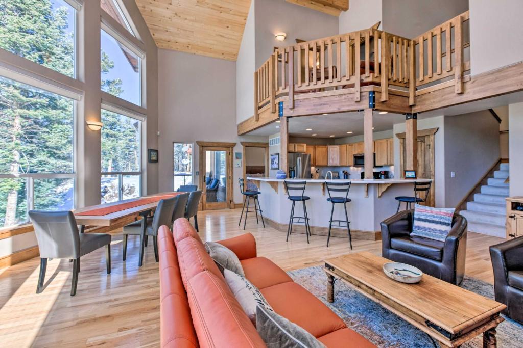 Angel Fire House | Spacious Angel Fire Home w/Deck & Resort Perks!