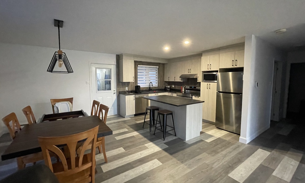 Riviere Du Loup Apartment | Spacious Apartment Close to the Hospital