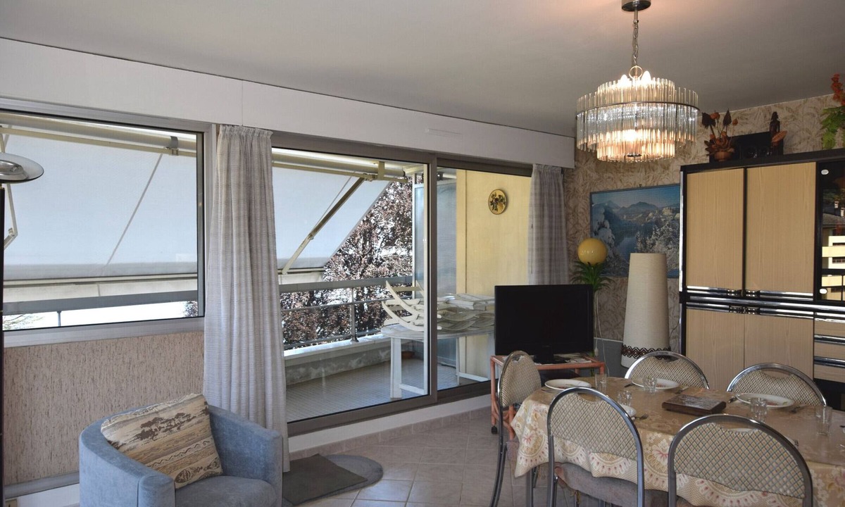 Evian-les-Bains Apartment | Spacious apartment in Évian, pets allowed