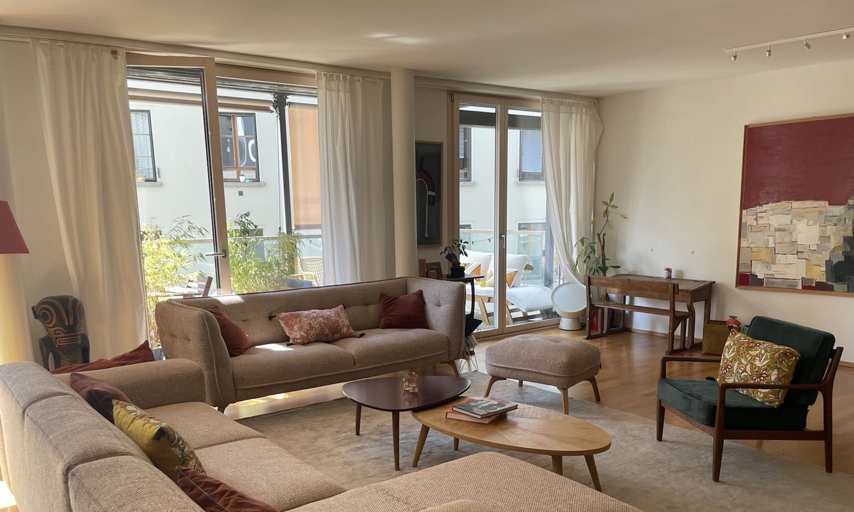 Downtown Geneva Apartment | Spacious apartment by the lake in central Geneva