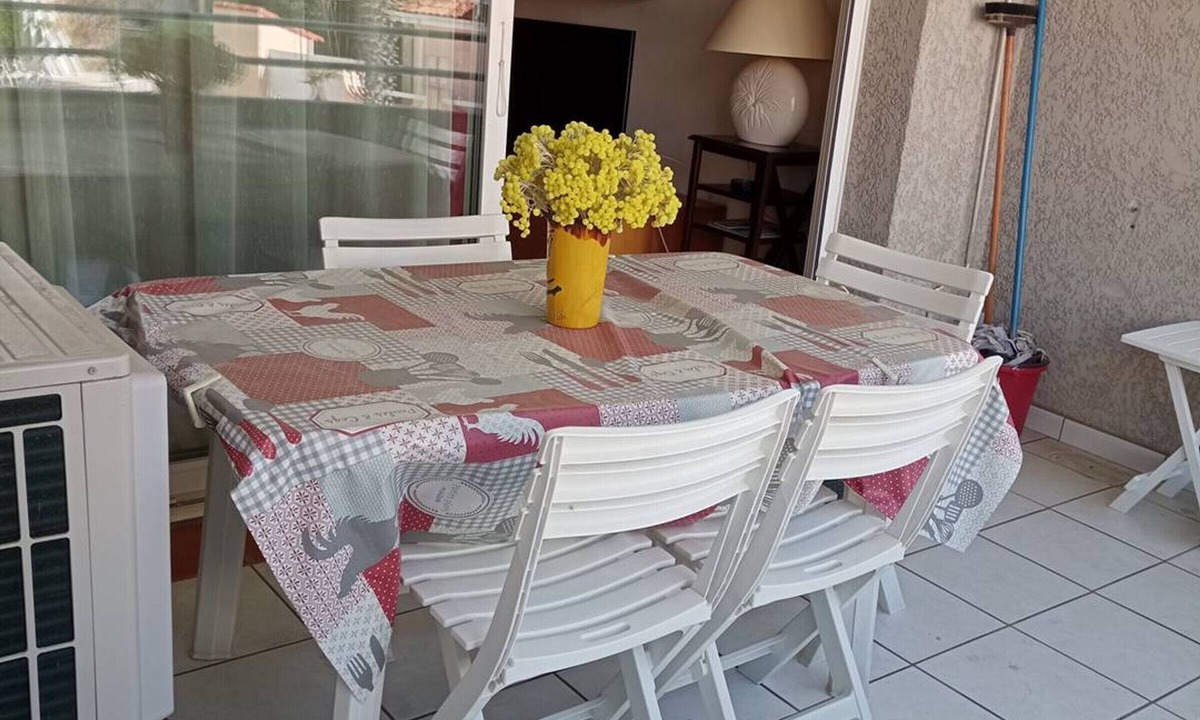 Mediterranee Apartment | Spacious apartment, air-conditioned - 4 guests