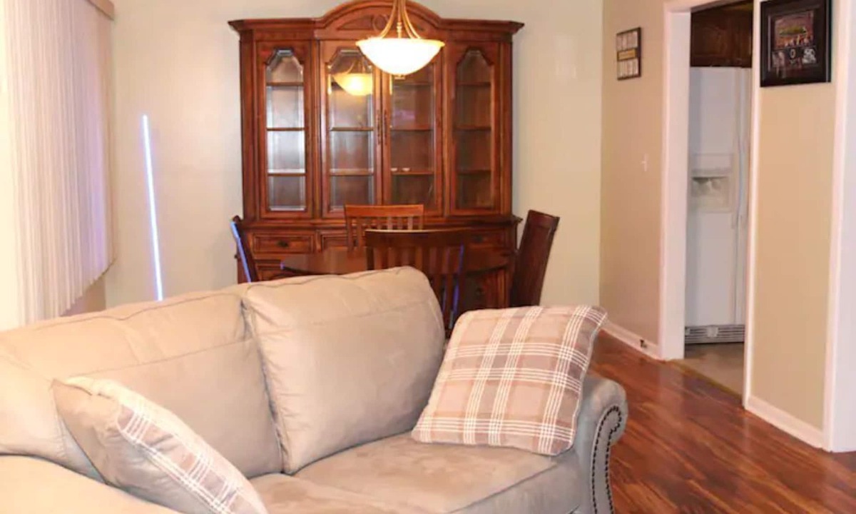 North Buffalo Apartment | Spacious apartment in Buffalo