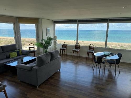 El Saler Apartment | Spacious Apartment in Valencia with Sea View - 160 sqm