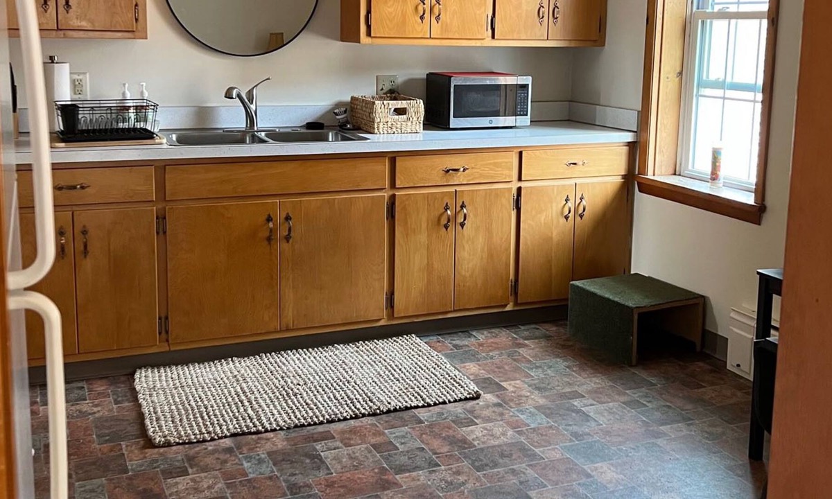 Ligonier Apartment | Spacious Apartment on the Diamond