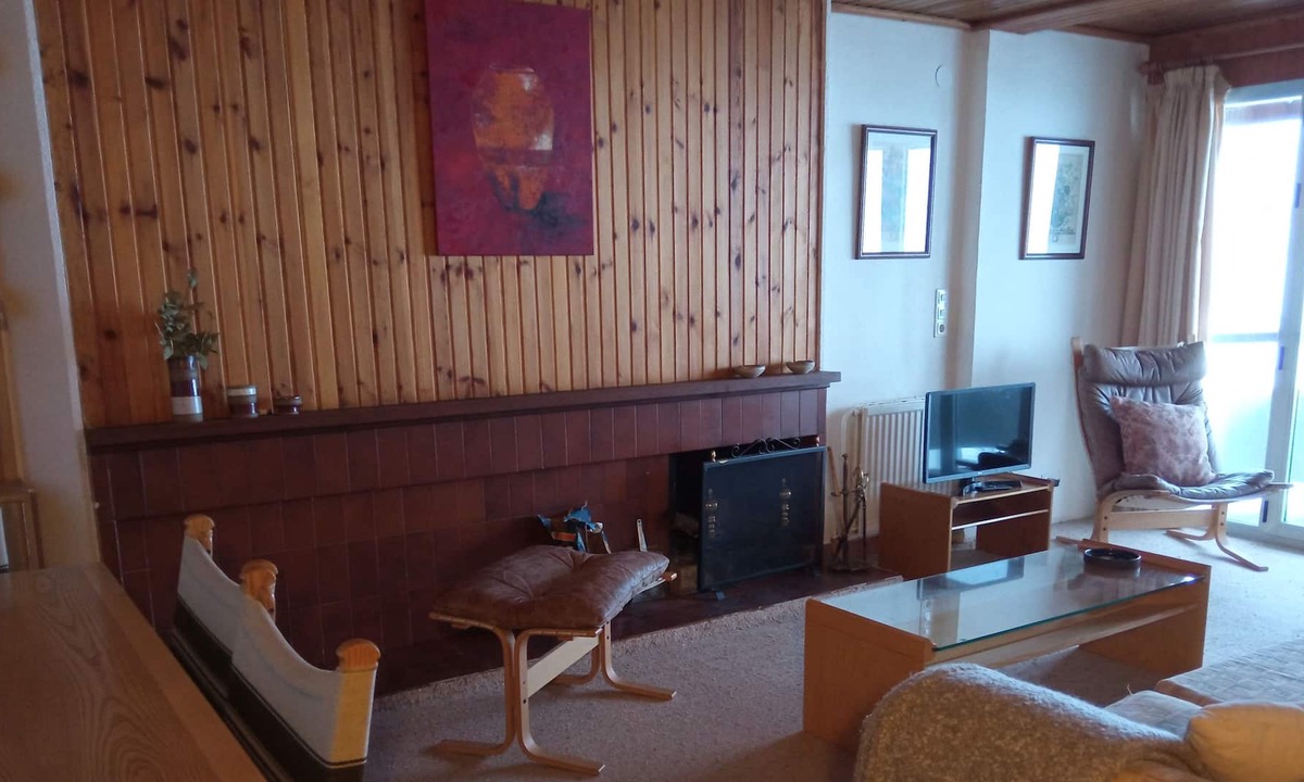 Candanchu Apartment | Spacious apartment with views of the Tobazo