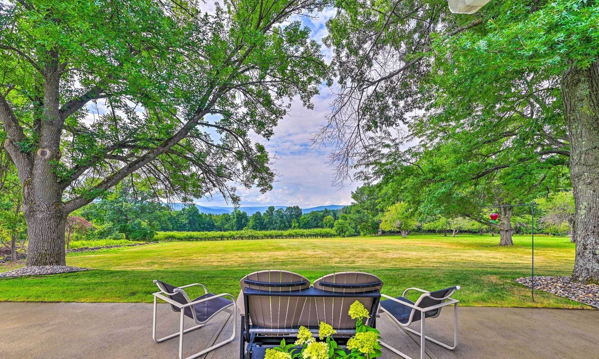 Central Bridge House | Spacious Apple Orchard Home: Game Room, Pool!