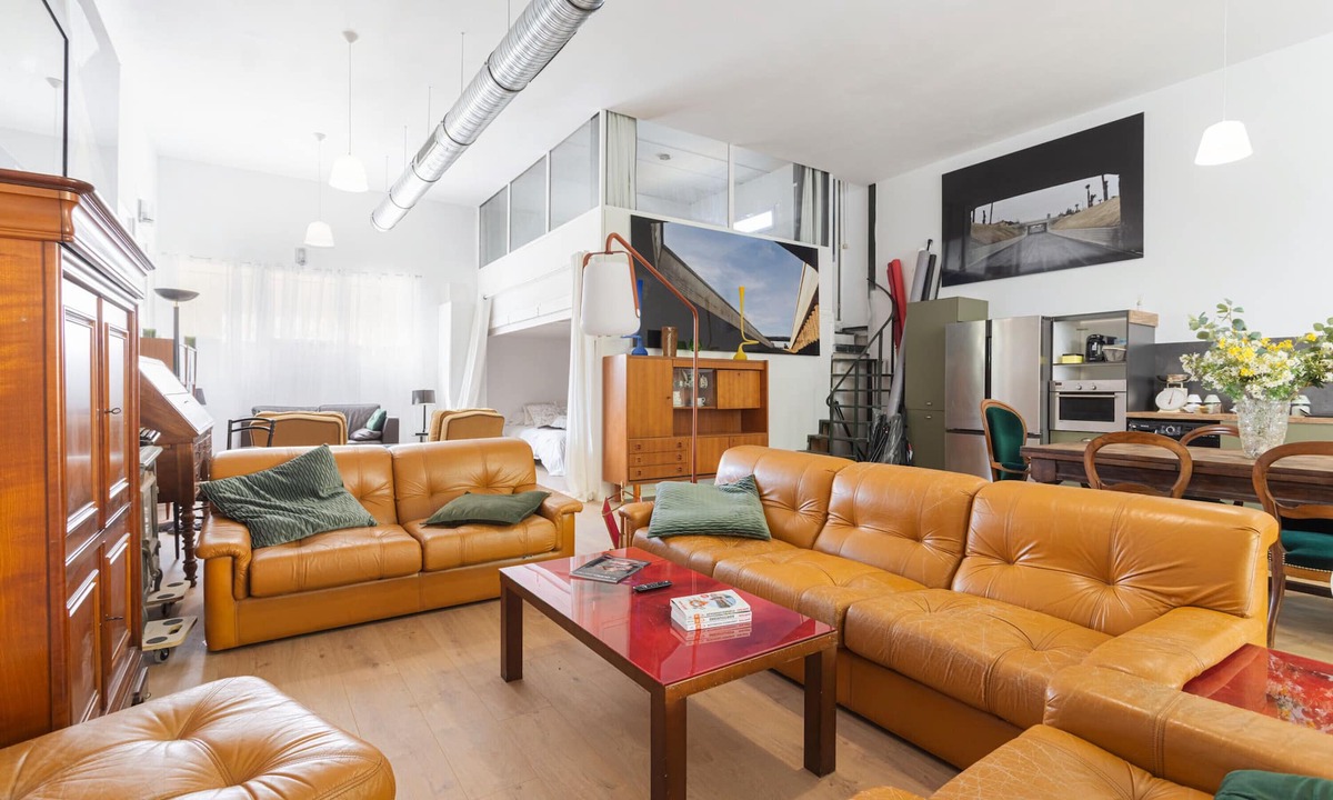 Espira de l'Agly House | Spacious Artist’s Loft Duplex