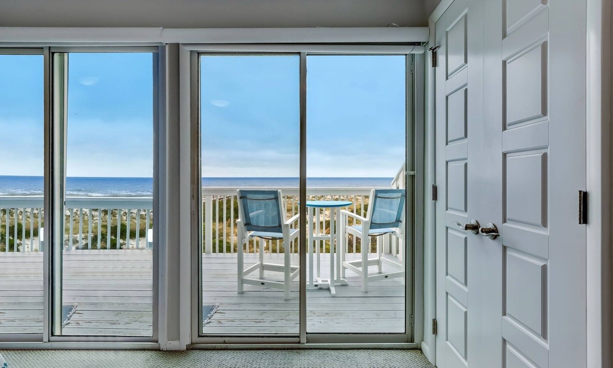Fernandina Beach House | Spacious Beachfront 3BR in Amelia Island Sandpiper Loop