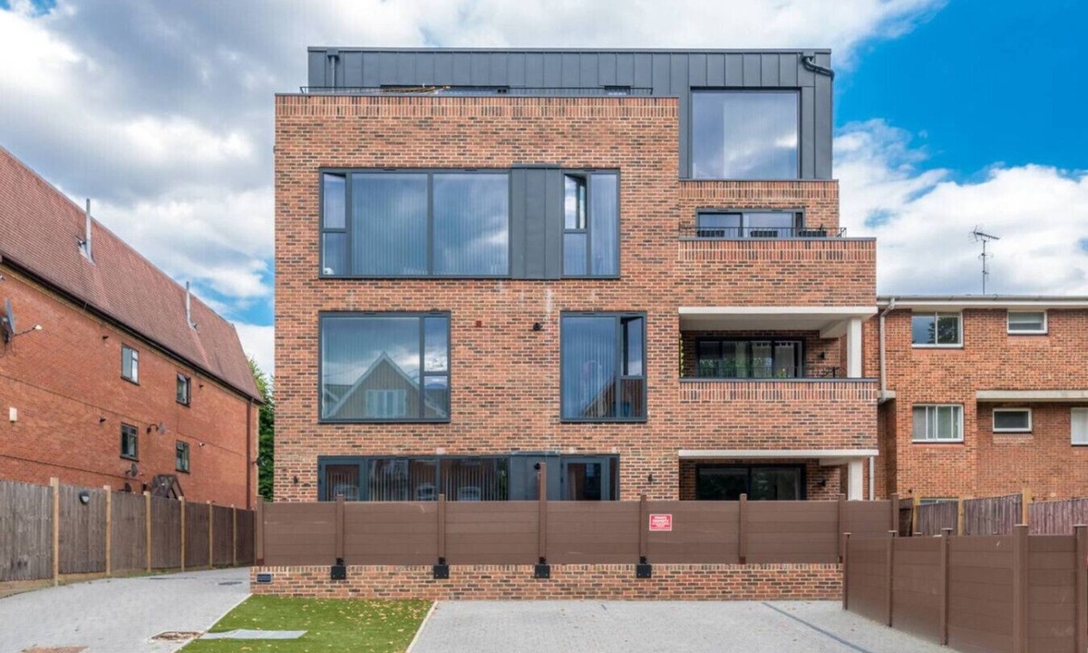 North Finchley Apartment | Spacious Boutique Lux 3bed-Free Parking