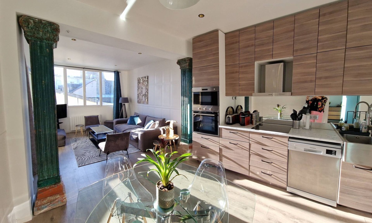 Trouville-sur-Mer Apartment | Spacious, bright atypical apartment with garden, very well located.