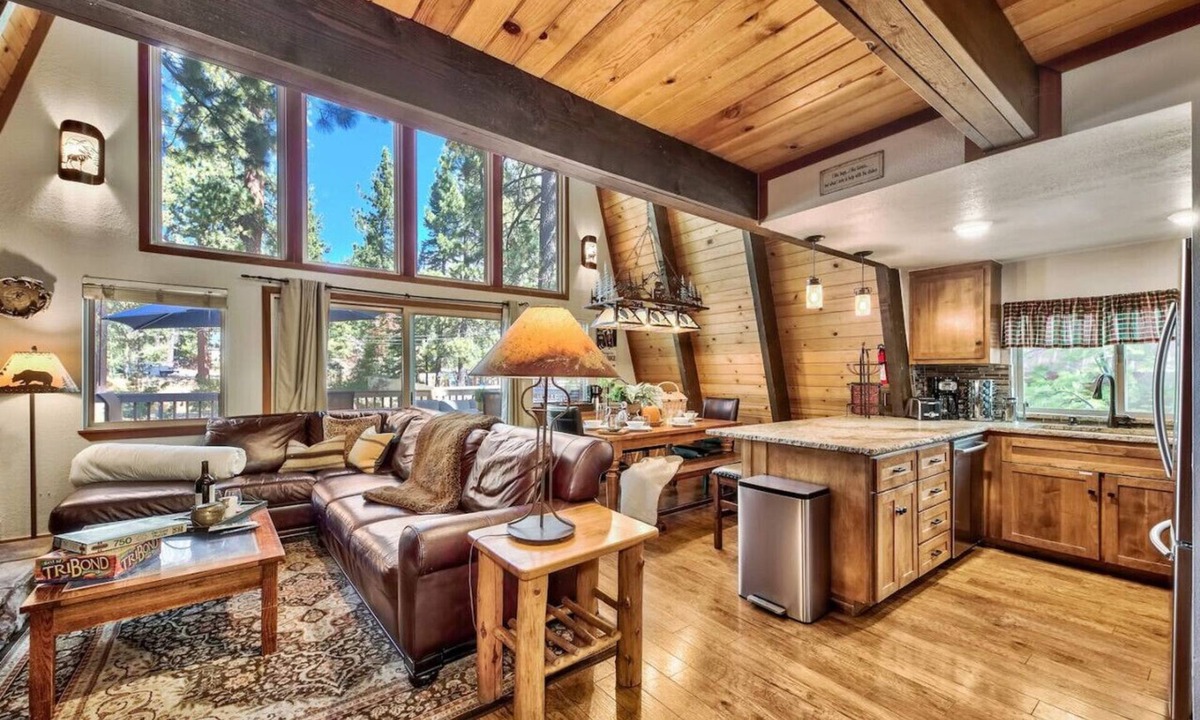 Tahoe Vista House | Spacious Cabin Across From Beach!