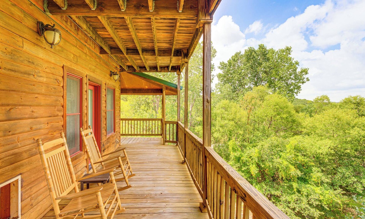 Medicine Park Cabin | Spacious Cabin w/Views, Near Lake Lawtonka!