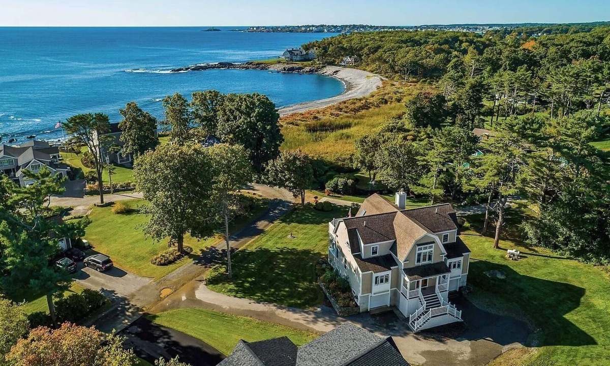 Cape Neddick Cottage | Spacious Cape Neddick Coastal Home!