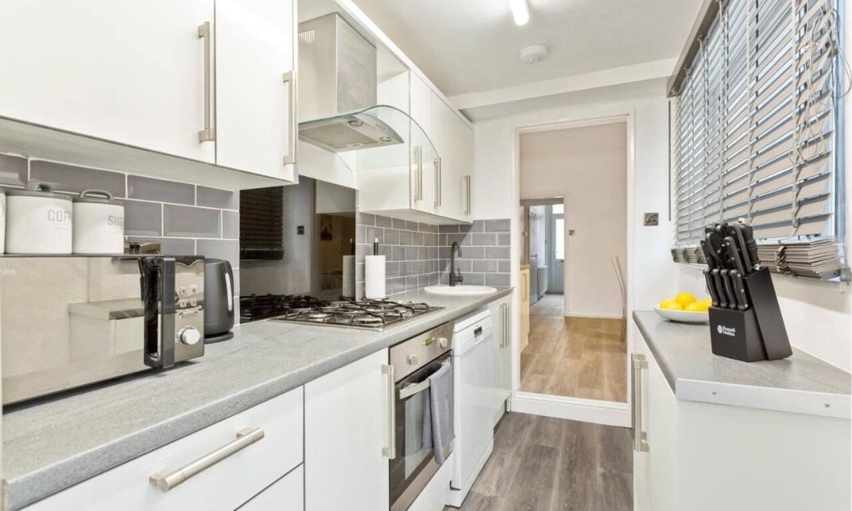 Sneinton House | Spacious & Central Entire Home