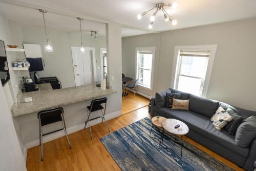 Allston Apartment | Spacious City Retreat, 3BR