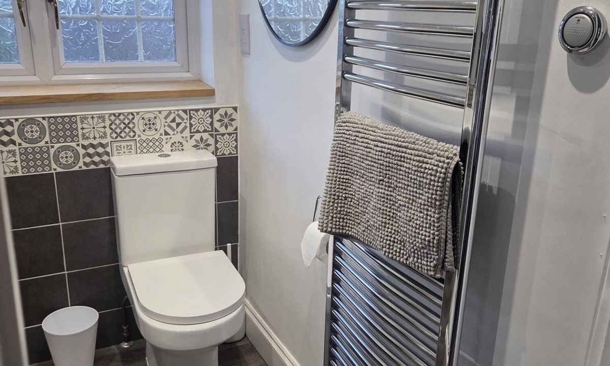 Reading House | Spacious, clean & comfy 3 bed semi-detached house,