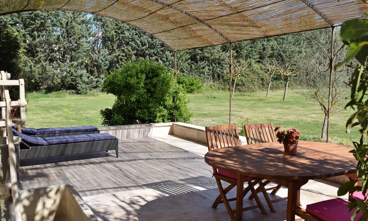 Caumont-sur-Durance Cottage | Spacious cottage at the Bastide des Amouriers