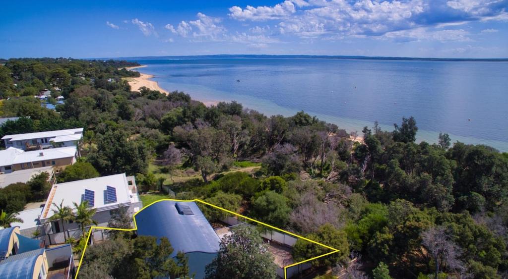 Cowes House | Spacious Coastal Retreat 5 Bdr