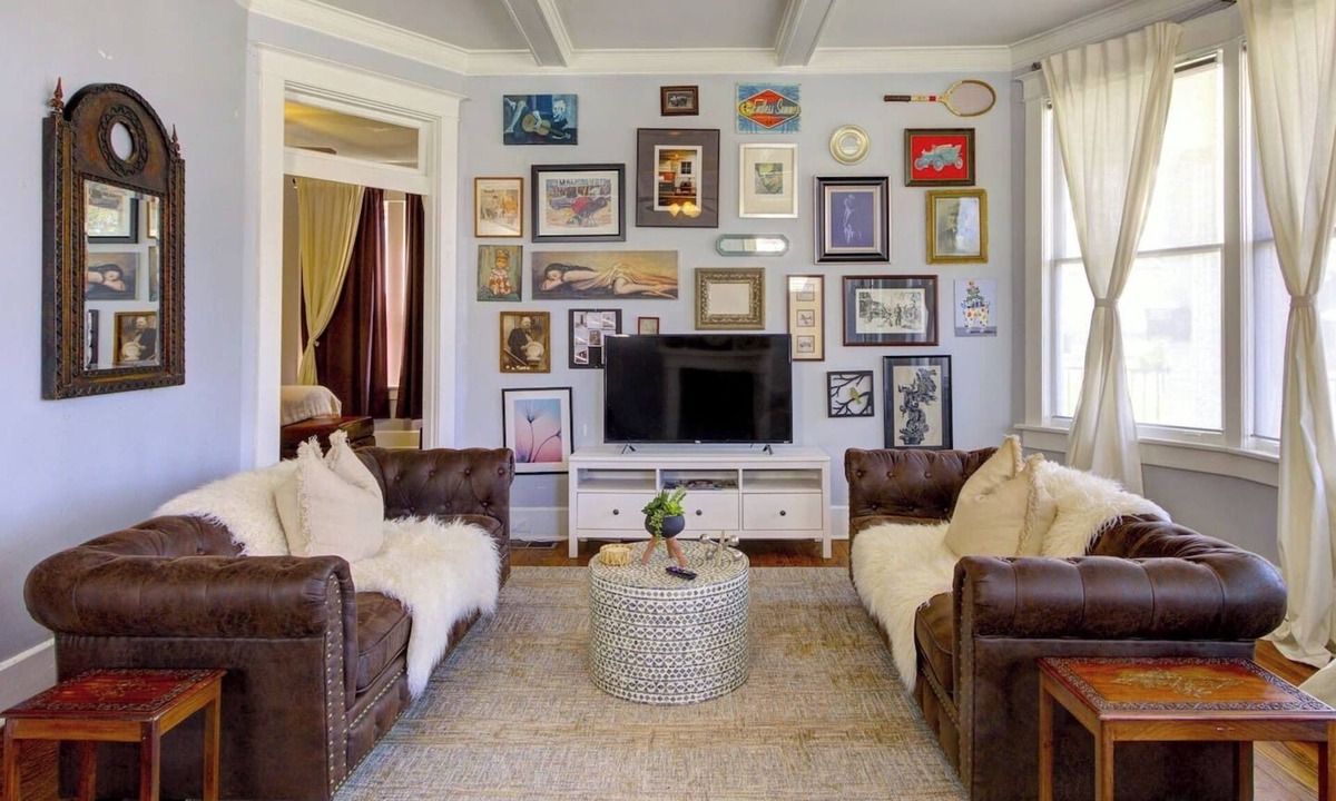 Evergreen Apartment | Spacious Colonial | Fireplace | Close to Overton