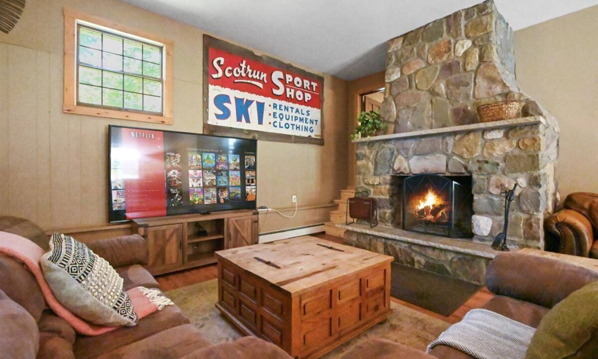 Tannersville House | Spacious Colonial with streamside access and minutes from popular attractions