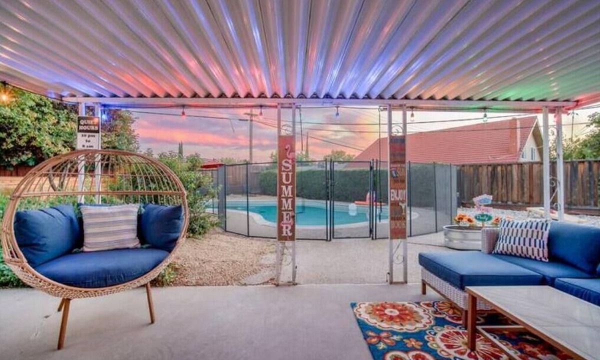 Citrus Heights House | Spacious Comfortable Home - 5BR with 2 Kings!