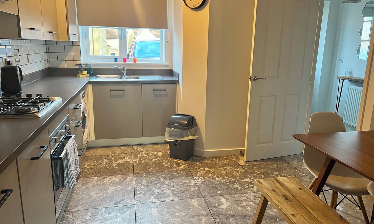 Durham House | Spacious & comfy home for five