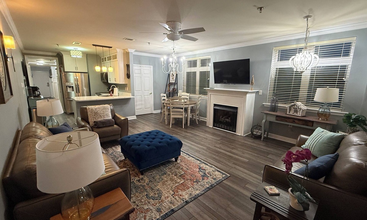 Huddleston Condo | Spacious Condo at SML- Mariner's Landing